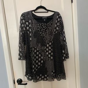 Multi-patterned black tunic